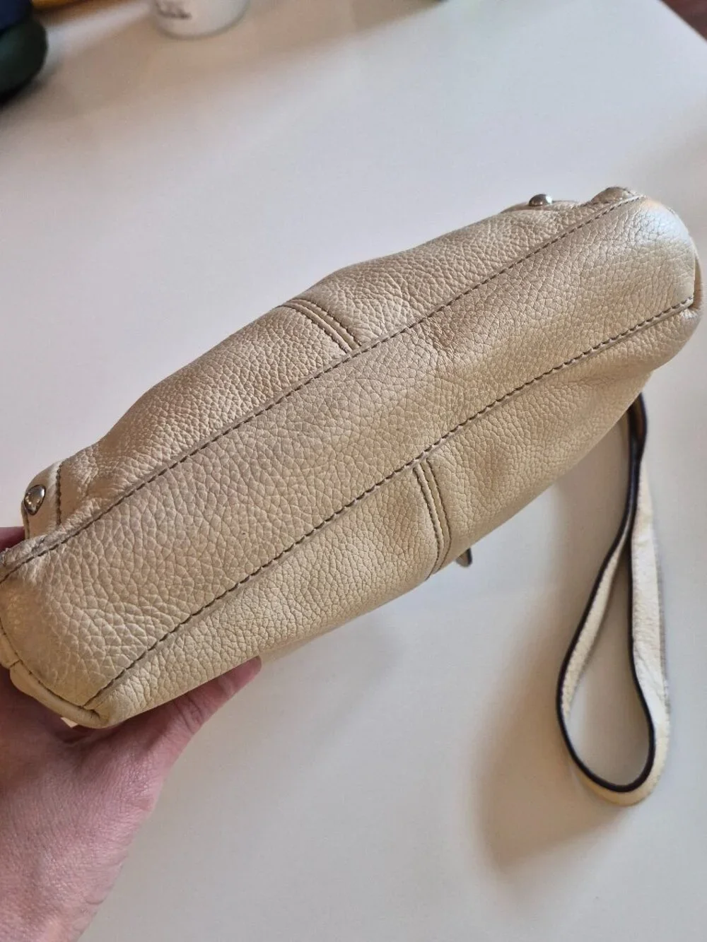 Tignanello Cream Pebbled Leather Crossbody Bag Multi Pocket Adjustable Strap